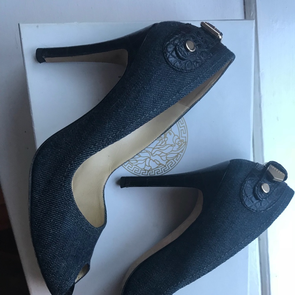 Denim Peep Toe Versace Pumps